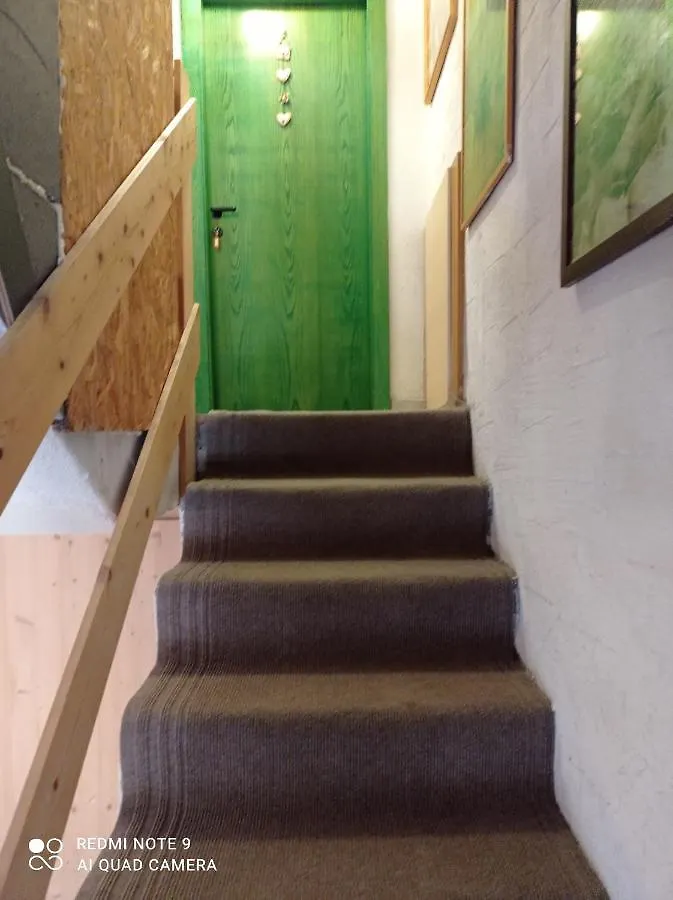 Guest house Canton 520 Camera Matrimoniale E Appartamento Self Check In Livigno Italy