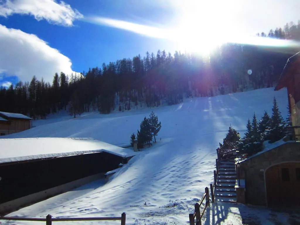 Canton 520 Camera Matrimoniale E Appartamento Self Check In Livigno 0*,