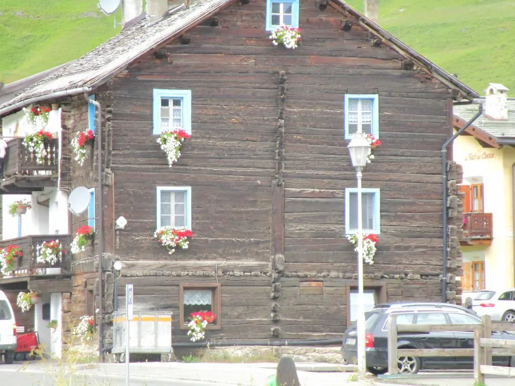 Canton 520 Camera Matrimoniale E Appartamento Self Check In Livigno 0*,  Włochy